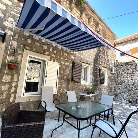 Apartment Njegos Perast Buitenkant foto