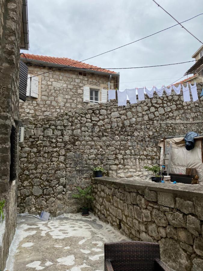Apartment Njegos Perast Buitenkant foto